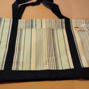 NWOT Thirty-One Coastal Carry All